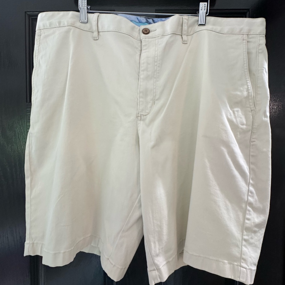 Tommy Bahama Men's Tan Flat Front Shorts